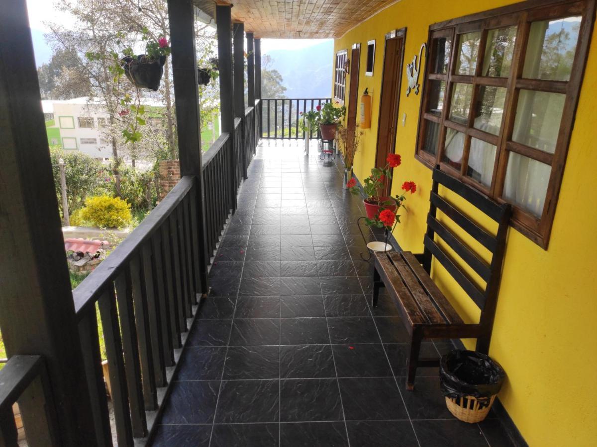 Hotel Brisas Del Nevado Guican Esterno foto