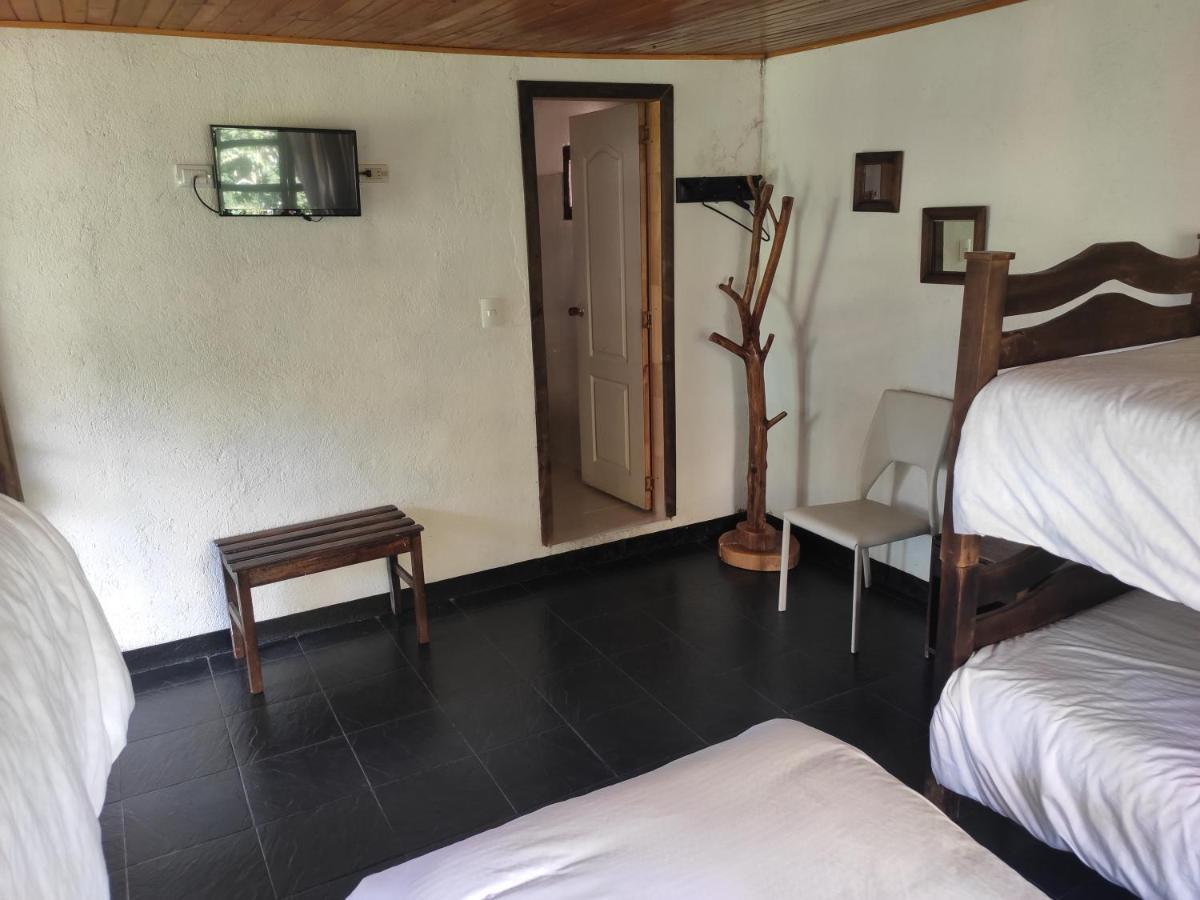 Hotel Brisas Del Nevado Guican Esterno foto