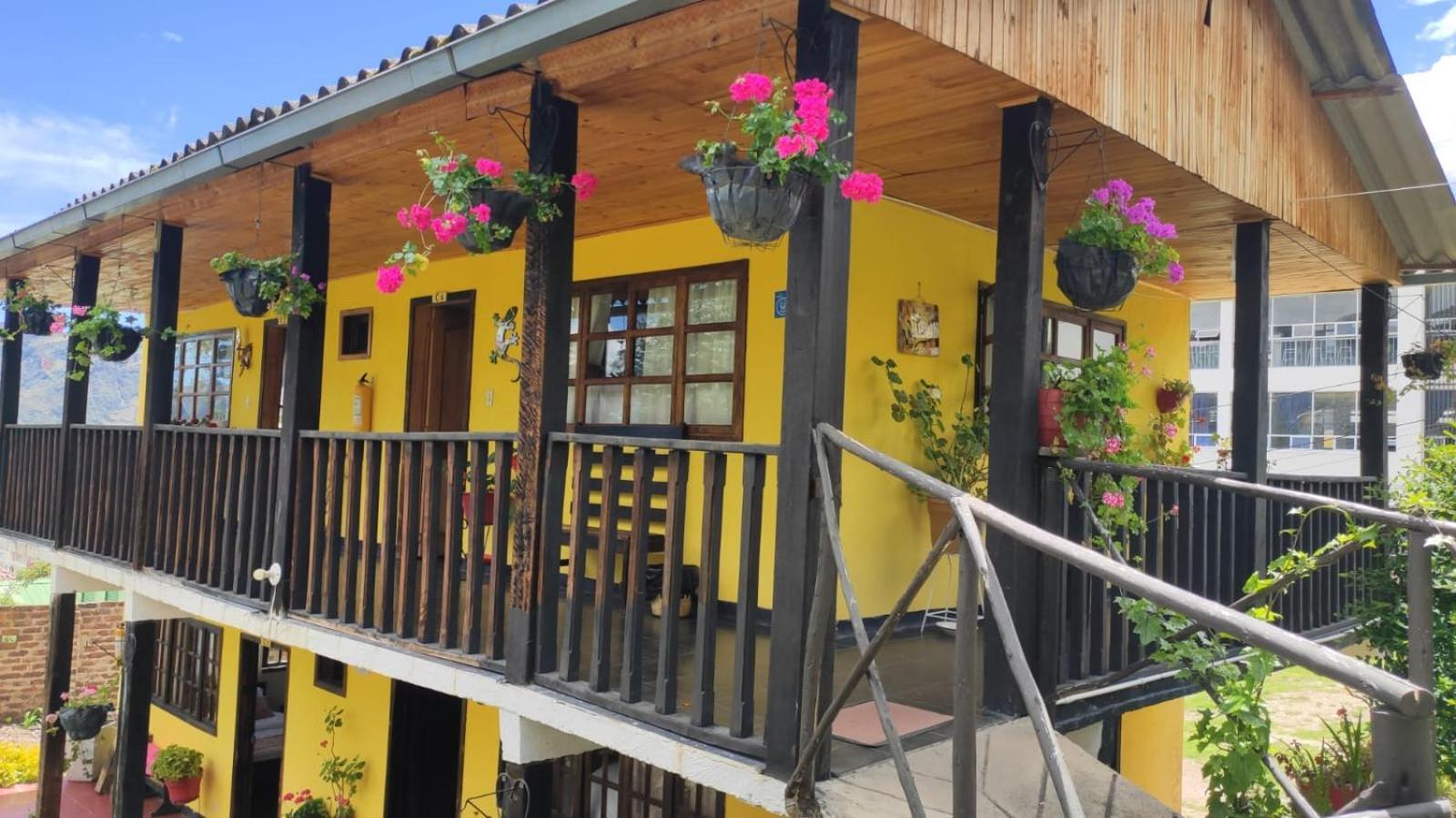 Hotel Brisas Del Nevado Guican Esterno foto