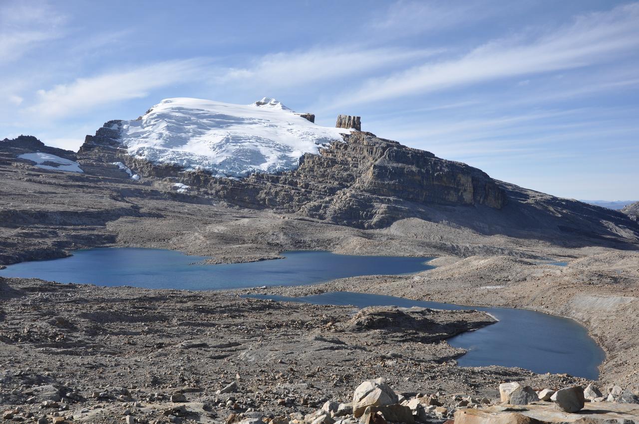 Hotel Brisas Del Nevado Guican Esterno foto
